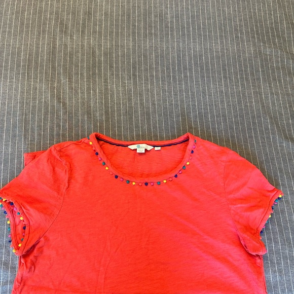 Cute Top - Picture 3 of 3